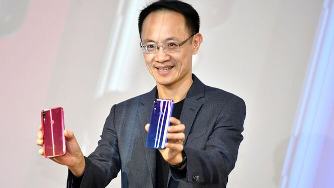 اولین تأیید رسمی از عرضه شیائومی 15S پرو؛ آیا این گوشی به چیپ‌ست داخلی شیائومی مجهز خواهد بود؟